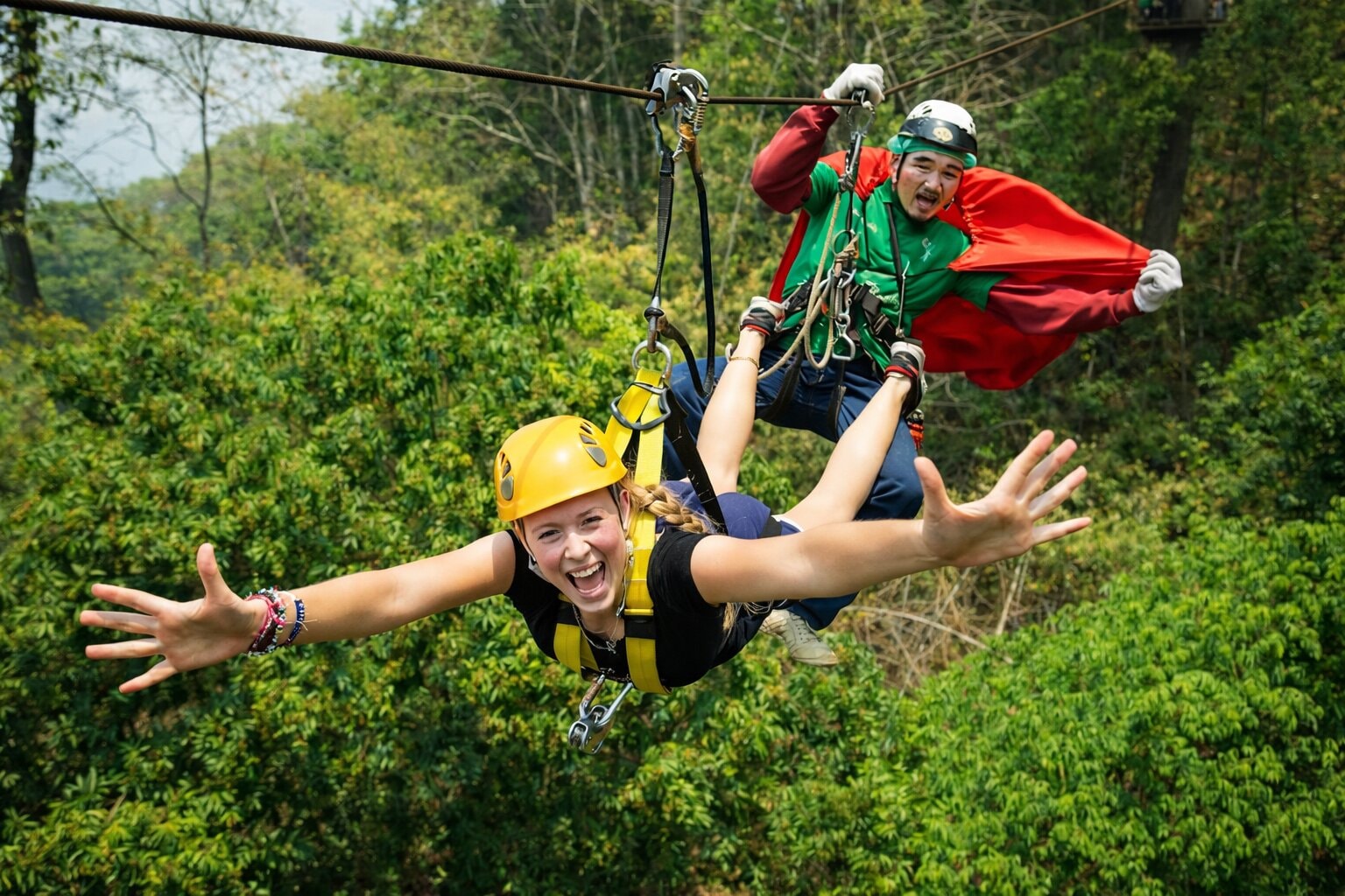 Jour 7 : Expérience Signature : Tyrolienne géante (la plus longue d'Asie) en jungle.