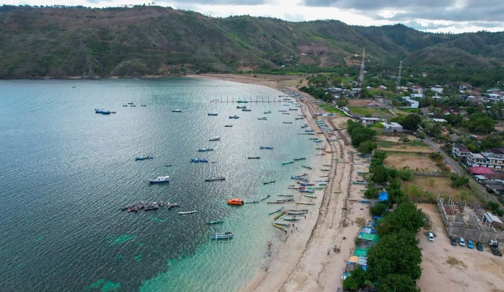 Aéroport de Lombok – Tour Sasak Mandalika (Déjeuner, Dîner)