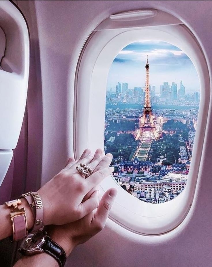 JOUR 1 : Arrivée à Paris et transfert à l'hôtel