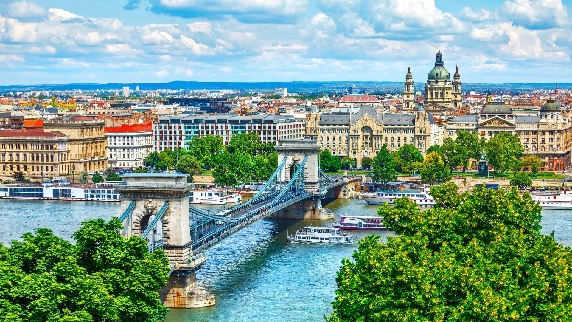 Jour 1 : ARRIVÉE – BUDAPEST
