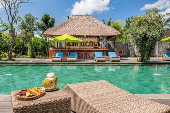 Jour 5 : (Kuala Lumpur - Bali)
